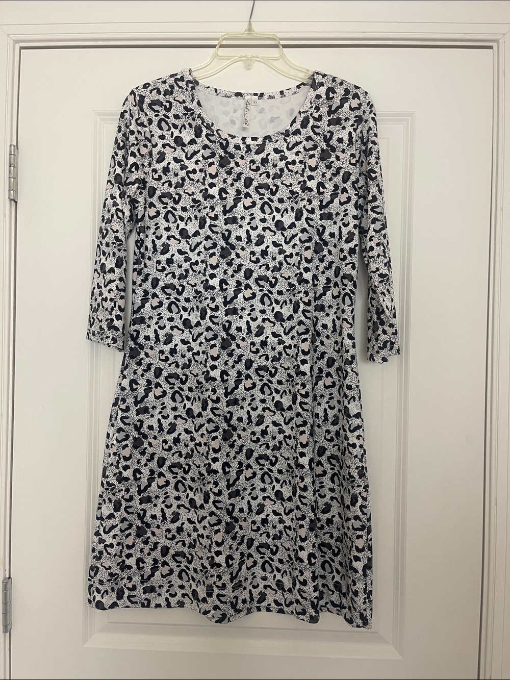 Lulu B Sz XS Leopard Print Stretch 3/4 Sleeve Golf Beach Resort UPF 50 Dress